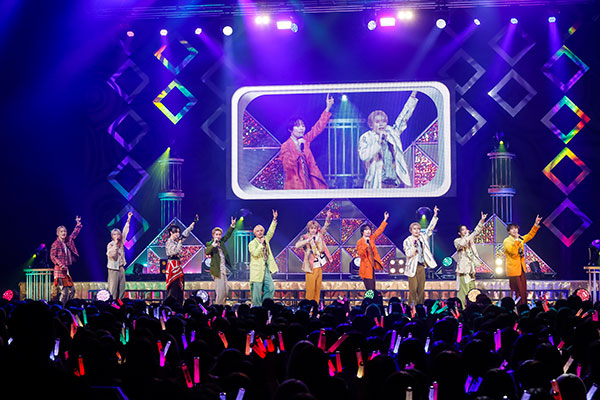 スターダストプロモーション所属、10人組DIYダンスボーカル