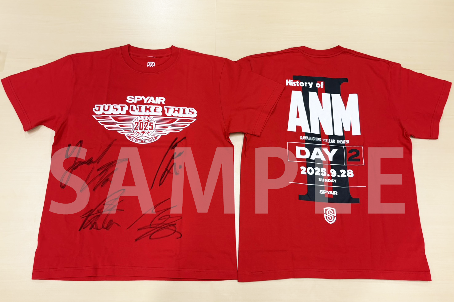 直筆サイン入りTシャツ